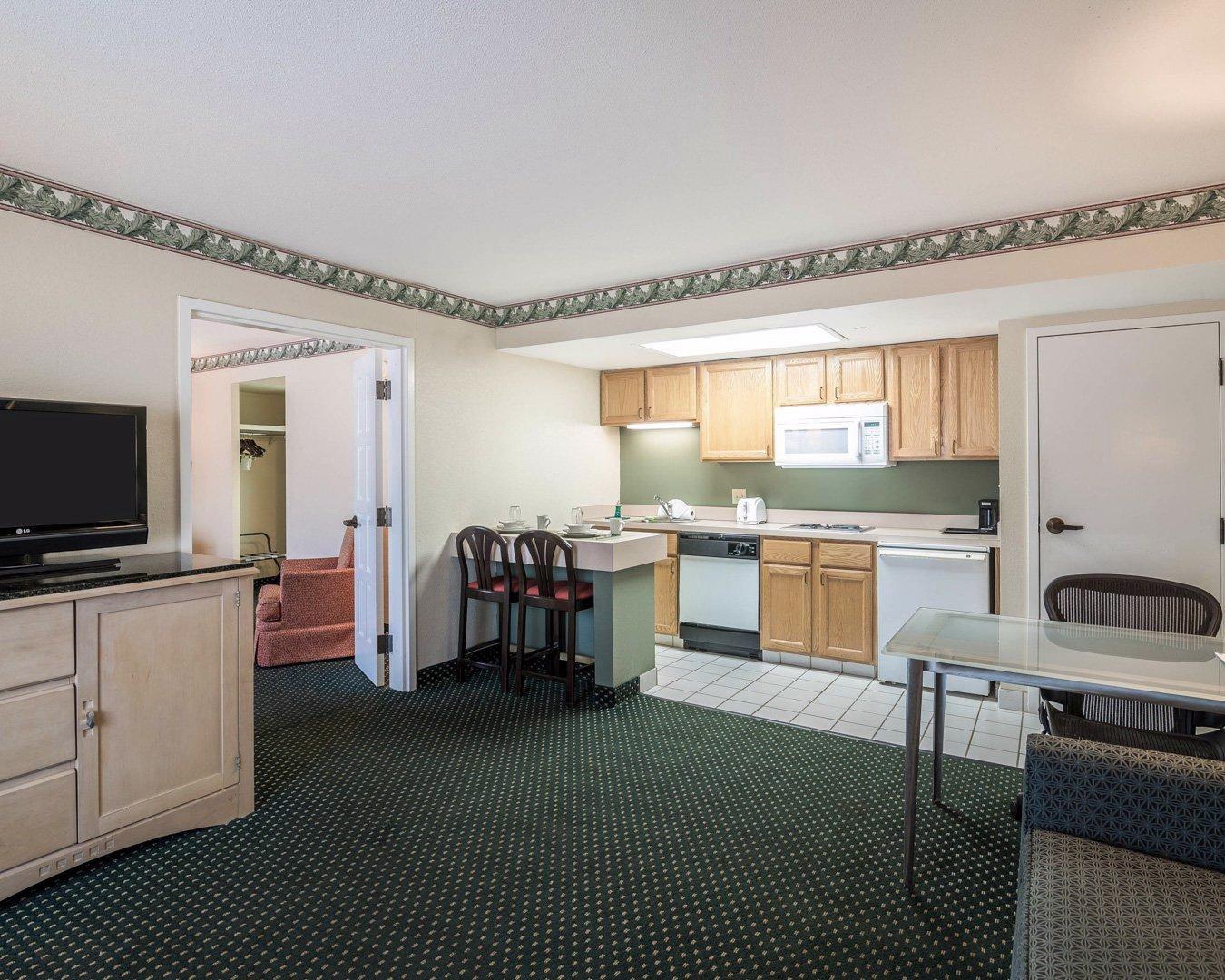 Quality Inn & Suites Lexington Exteriör bild