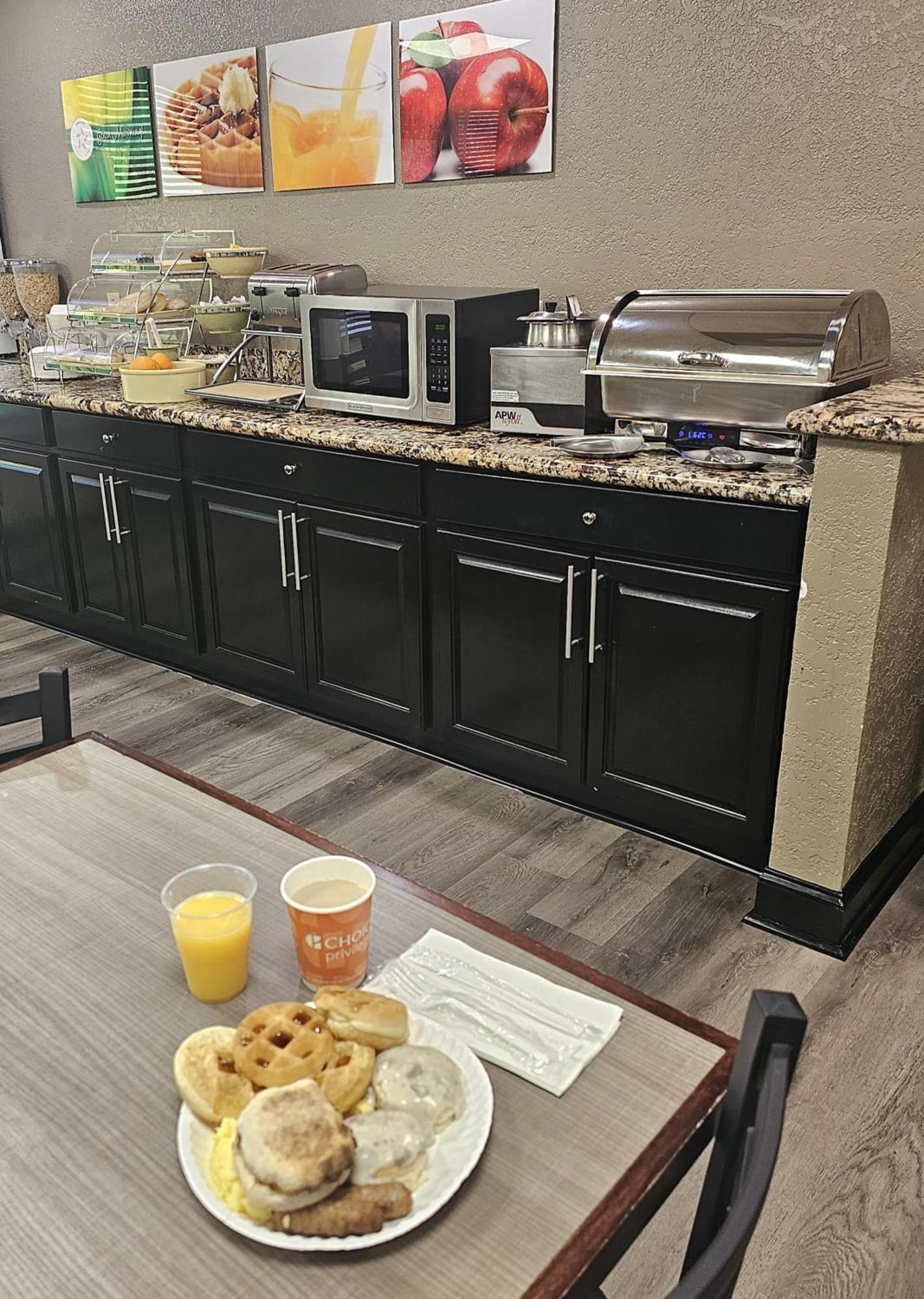 Quality Inn & Suites Lexington Exteriör bild