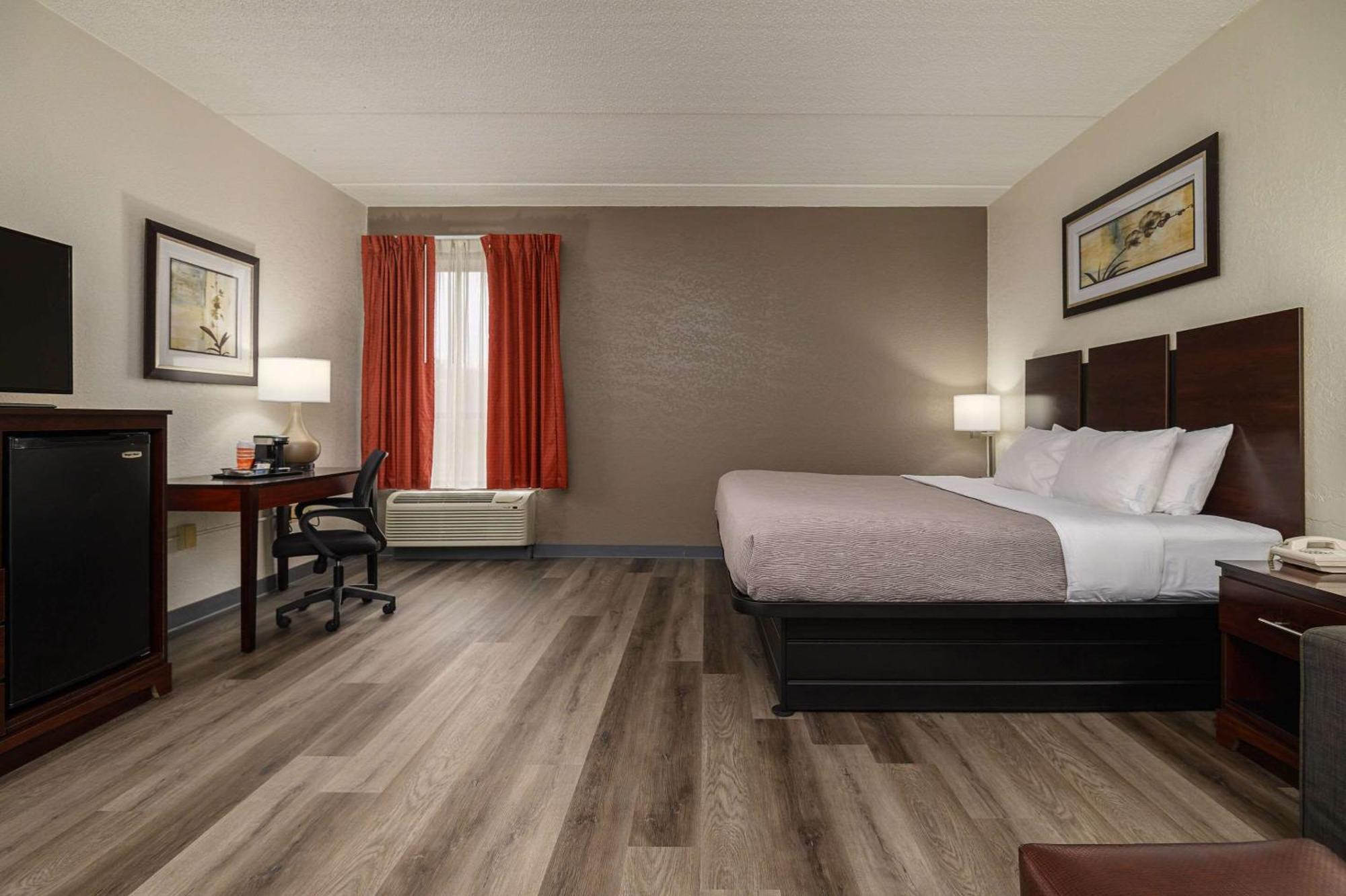 Quality Inn & Suites Lexington Exteriör bild